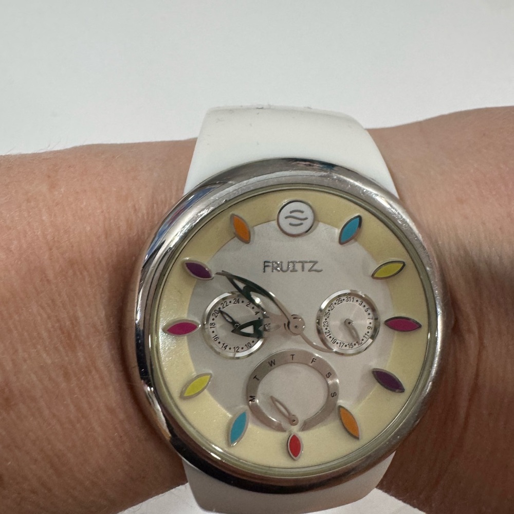 White and Silver Wearable Watch Fruitz